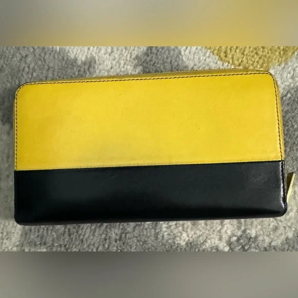 Rare Celine zip around wallet black and yellow - Picture 6 of 12